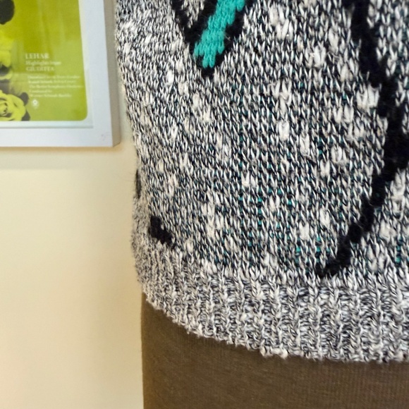 Vintage 80s Sleeveless Abstract Knit Top 🌀 - Picture 5 of 9